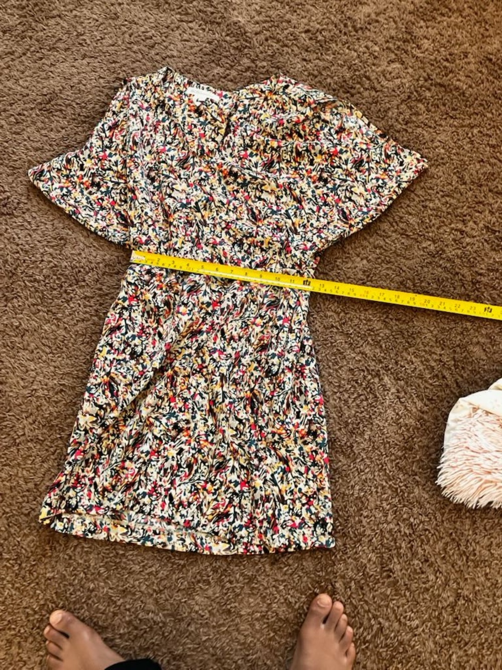 BCBGeneration Kimono Open Back Mini Dress Brush Strokes Colorful Slit Slv Size 2 - Picture 6 of 6